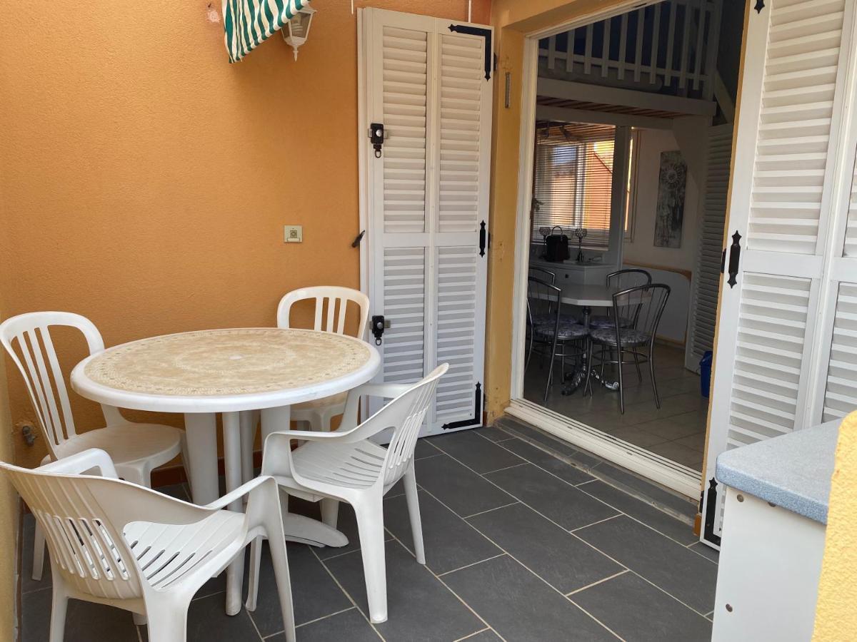 Joli Appartement Mezzanine Avec Parking La Roquille Agde Exterior foto